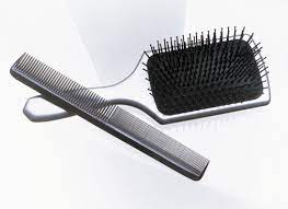 How To Clean A Comb? – Some Useful Details