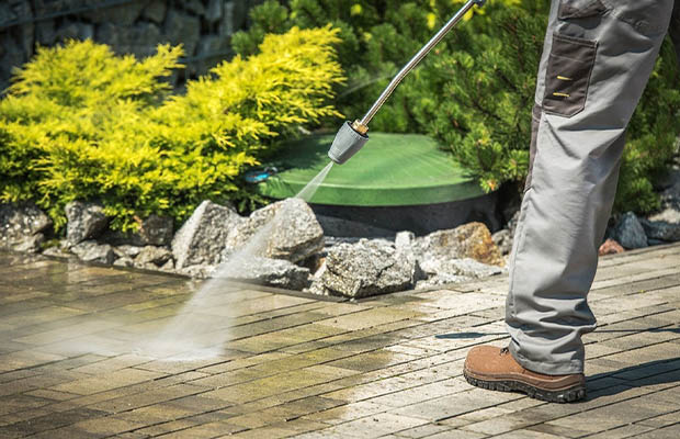 Tips For Pressure Washing: Complete Guide For Beginners